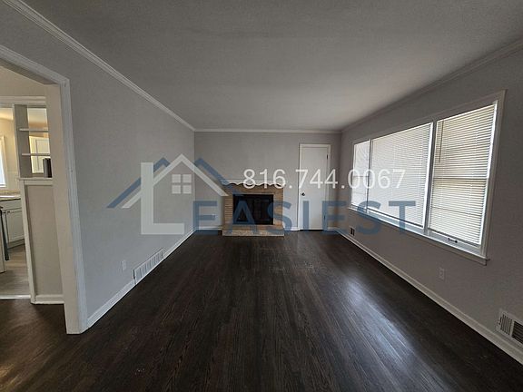 3rd image of 4312 Claremont Ave