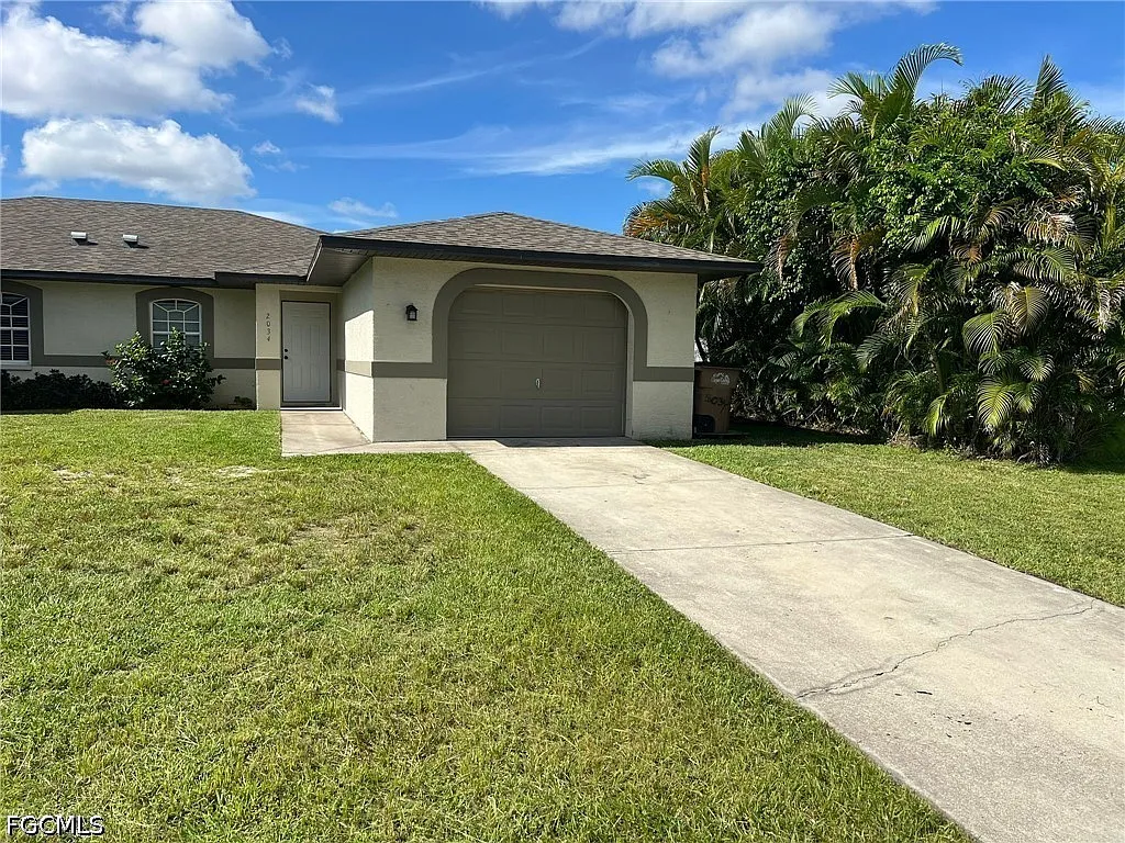 3 bed, 2.0 bath, 1224 sqft, $1,850 — Photo 1