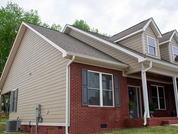 2nd image of 5023 Lakeside Ln