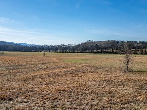 123 River Ridge Rd, Dunlap, TN 37327