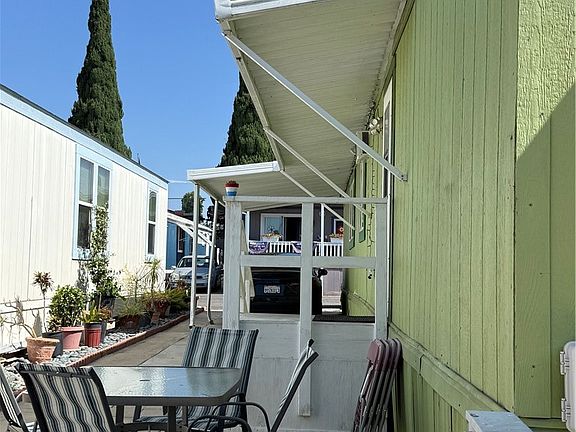 4th image of 16540 Whittier Blvd
