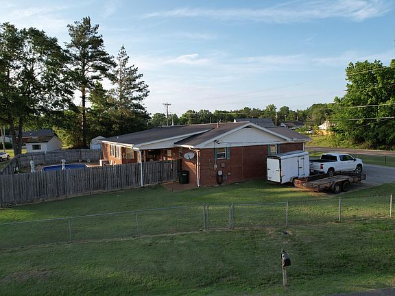 5th image of 6 Whaley Dr