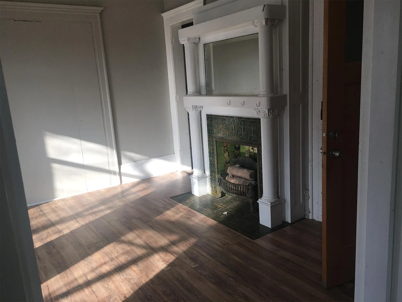 2365 S 7th St - Upper Front — Photo 1
