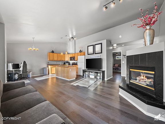 3rd image of 7989 Hillshire Ct #39