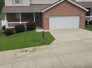 56 Maddys Ln, Elkview, WV 25071