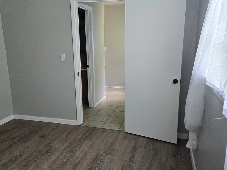 121 Wood St — Photo 8