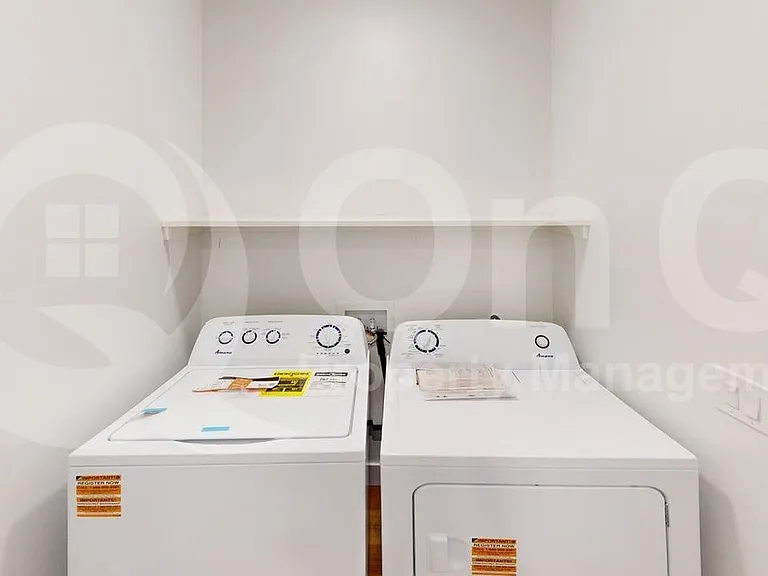 410 W Hadley St #2 — Photo 12