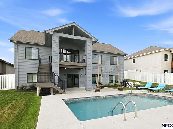 5th image of 21733 K St