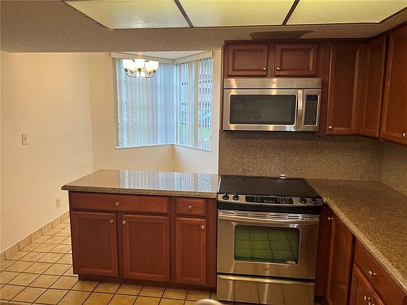 5th image of 1831 Sabal Palm Drive #101
