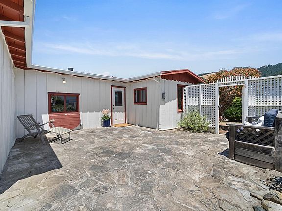 4th image of 9 Rafael Patio