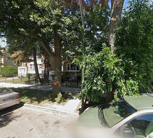 5048 W Henderson St #B — Photo 1
