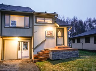 8113 Country Woods Dr, Anchorage, AK 99502