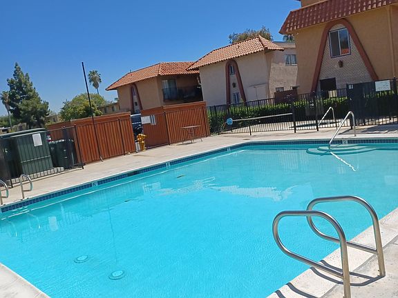5th image of 486 S Anza St #486