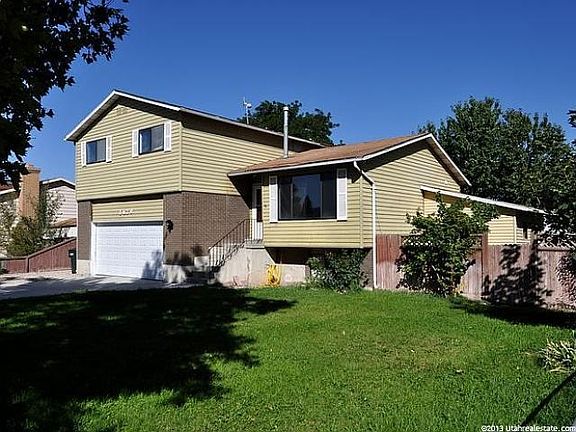 2nd image of 3479 S Stanton Dr