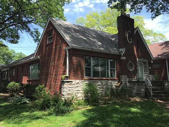 3rd image of 6381 Lansdowne Ave