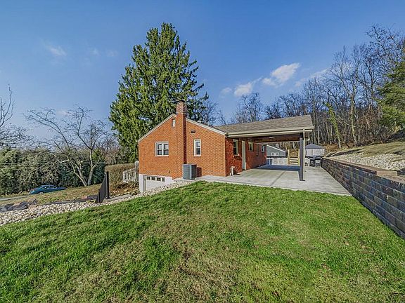 3rd image of 5811 Horseshoe Dr