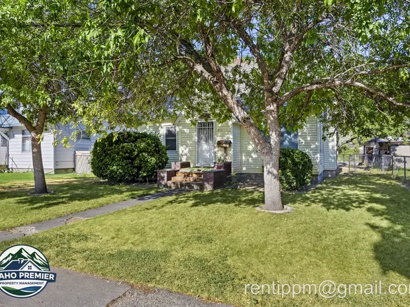 211 Walnut St, Twin Falls, ID 83301