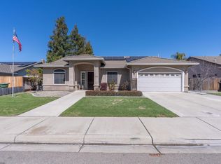 1153 E Milgeo Ave, Ripon, CA 95366