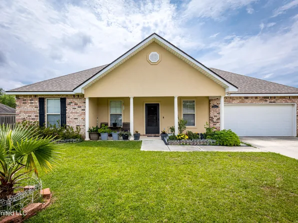 2512 Rhonda Ave, Ocean Springs, MS 39564