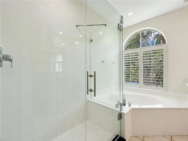 1580 Clermont Dr #L-202 — Photo 19