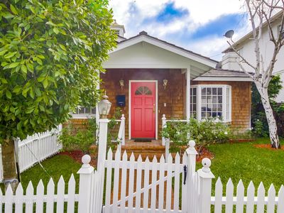 9058 Lloyd Pl, West Hollywood, CA, 90069