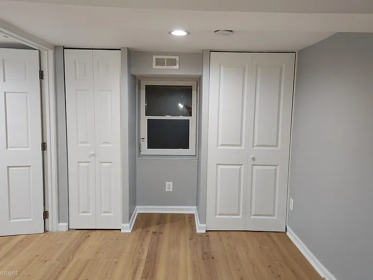 905 Kearny St NE — Photo 52