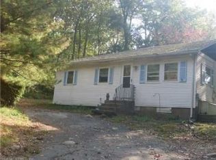 126 Bokum Rd, Old Saybrook, CT 06475