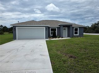 2423 Bandra Rd W, Avon Park, FL 33825