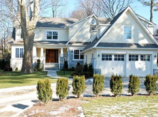 21 Windmill Ln, Scarsdale, NY 10583