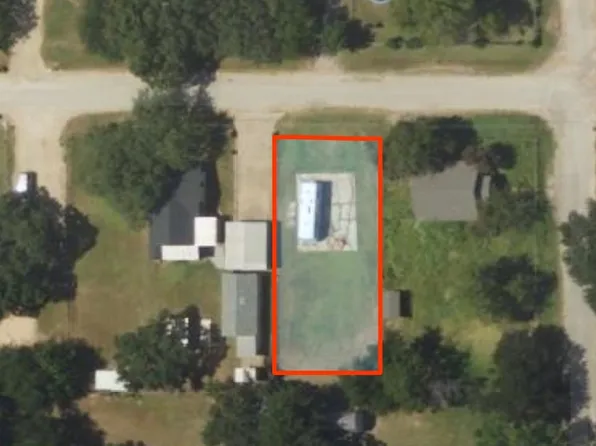 705 SW 20th St, Mineral Wells, TX 76067
