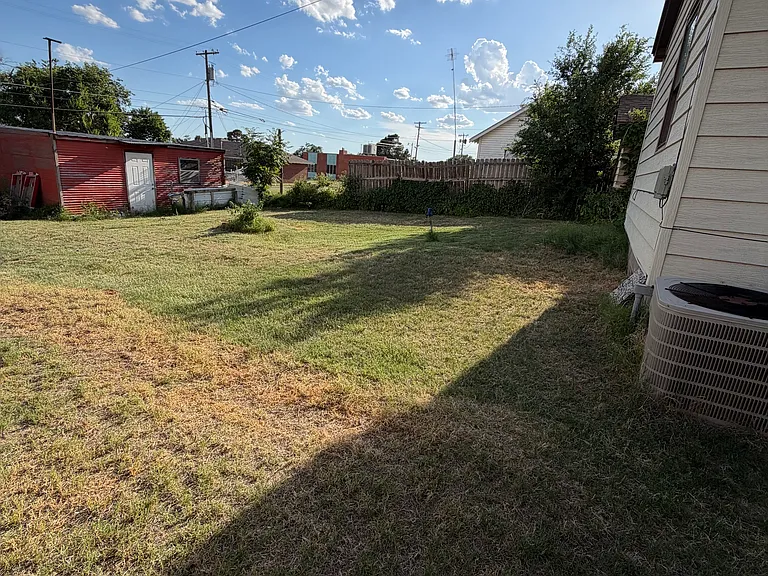 118 W Arapaho Ave — Photo 7