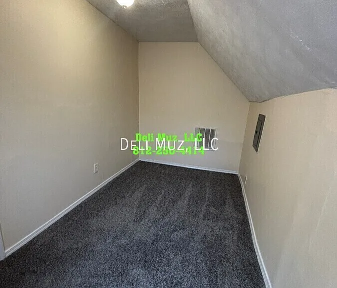 218 E Michigan St #B — Photo 20
