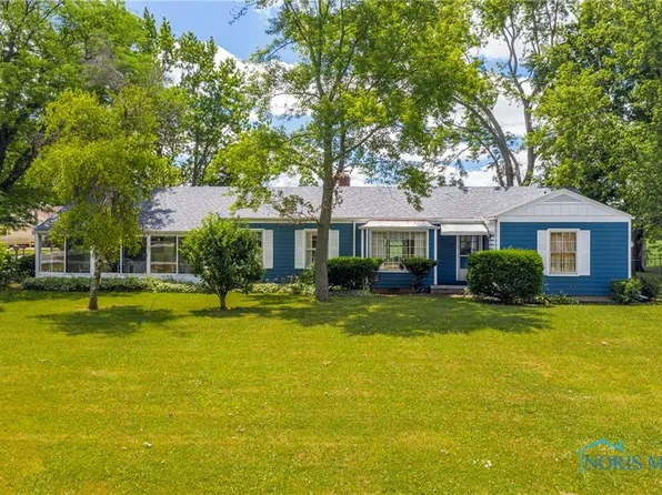 311 Harvest Dr, Metamora, OH 43540