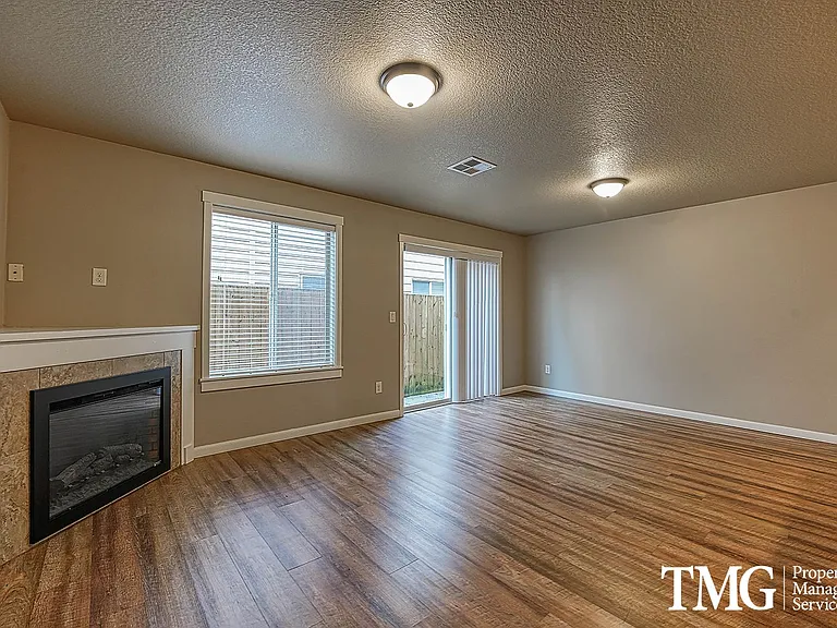 9807 NE 76th Way — Photo 12