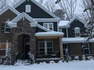 15513 Hidden Falls Dr, Moseley, VA 23120