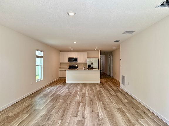 3rd image of 7773 SW 46th Ct