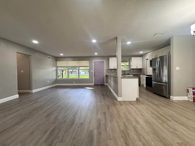 603 Ridge Blvd — Photo 4