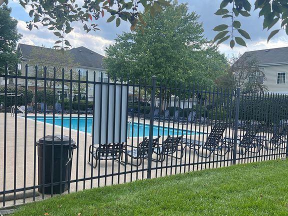 5th image of 2210 Brightwell Pl Unit 2210