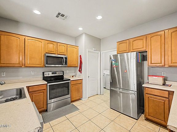 5th image of 6824 S 68TH Drive