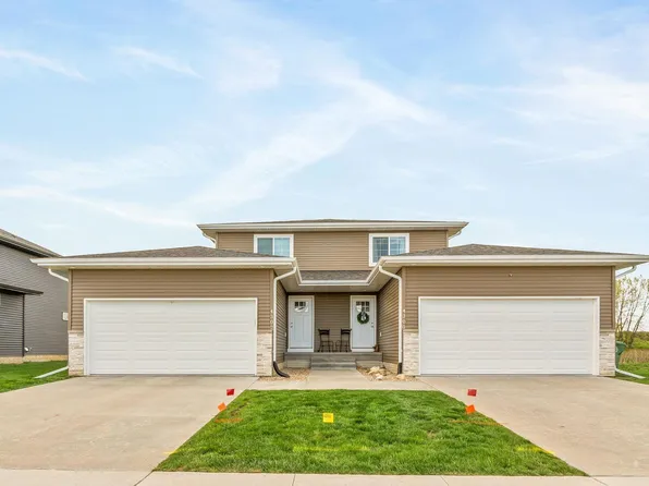 4300 Mourning Dove Dr, Waterloo, IA 50702