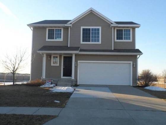 1st image of 3901 Welbeck Dr