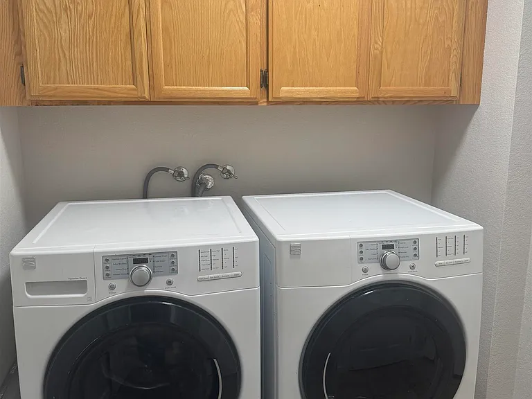3162 Golden Crest Cmn #3 — Photo 14