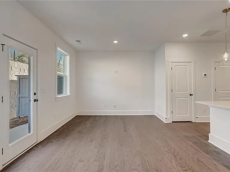 1632 Gunnin Trce NW — Photo 16