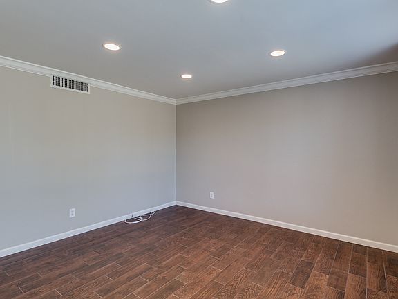 5th image of 8321 E Vista Dr