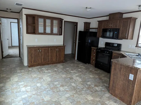 7328 114th St #174, Flushing, MI 48433