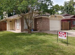 11923 Greenglen Dr, Houston, TX 77044