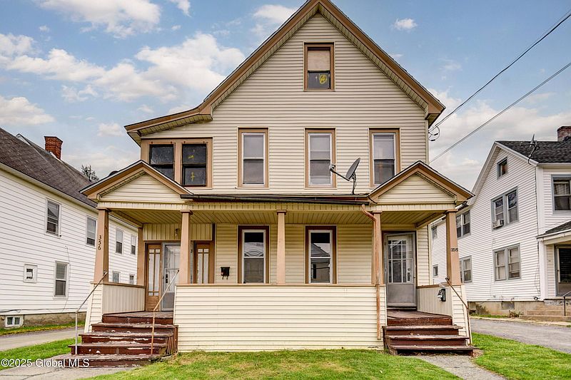 2nd image of 356-358 Locust Avenue