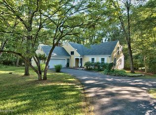 62 Briarleigh Dr, East Stroudsburg, PA 18301