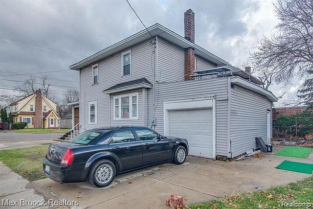 1st image of 1700 W Saginaw St