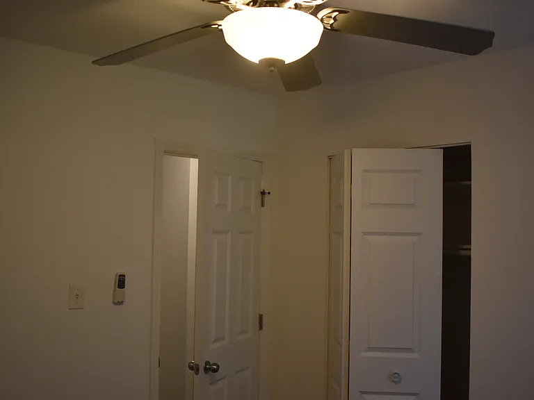 2360 Arrow St — Photo 35
